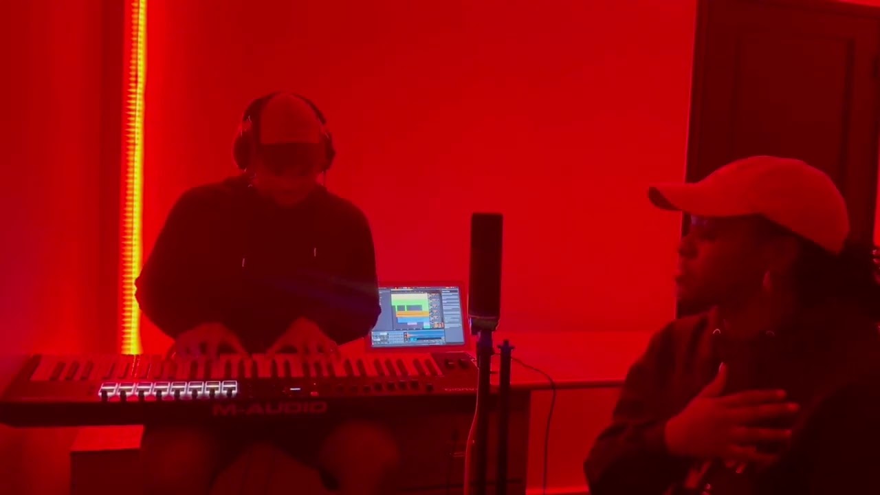 BunjoVille Ug - Nkumanye (feat. Fresera & Joel Bunjo Annointed.) (Visualizer)