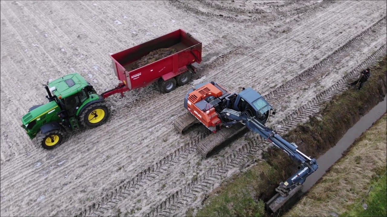 Dränage frei Baggern  DJI