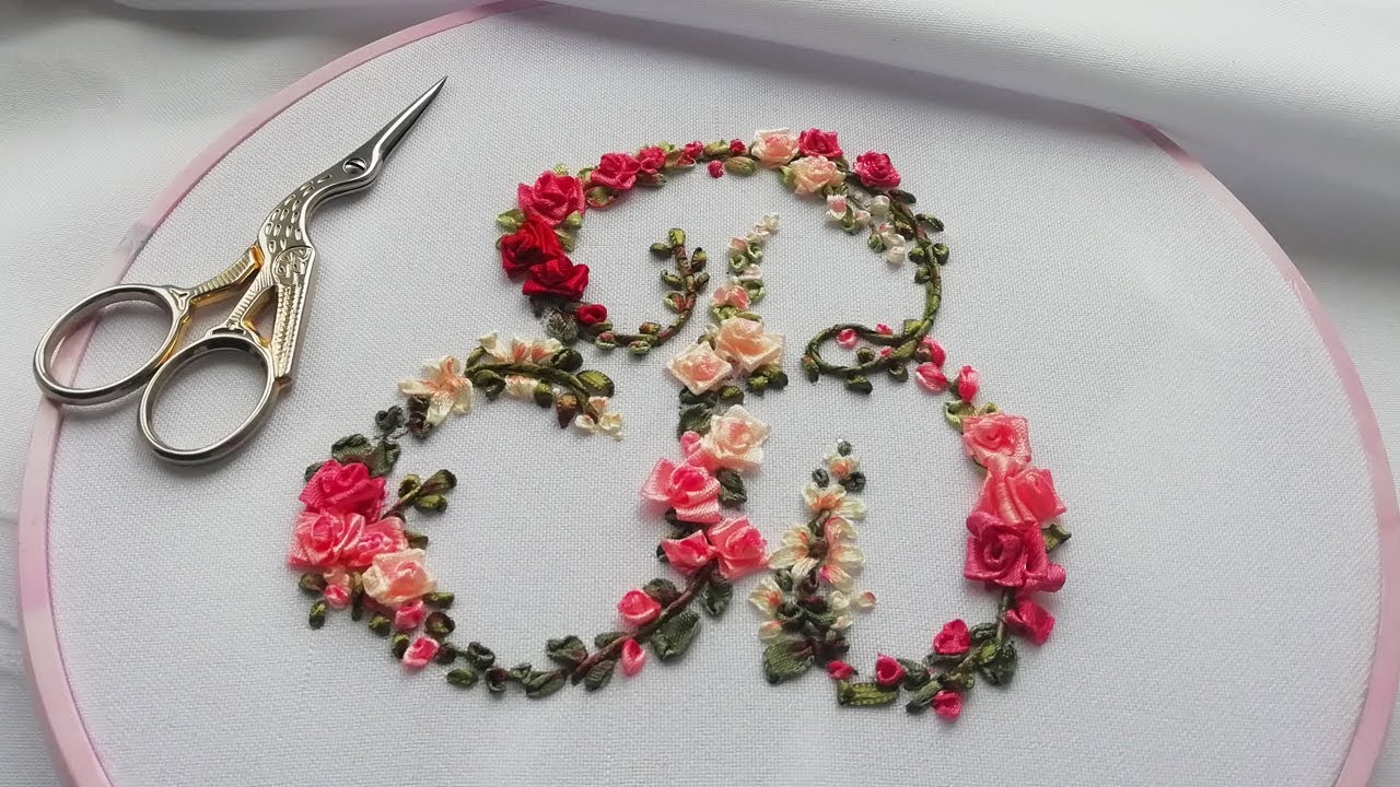 Silk ribbon Embroidery🌹Rose|Вышивка лентами🌹Розы|Bordado con cinta|  Bordado con cinta | Letra 