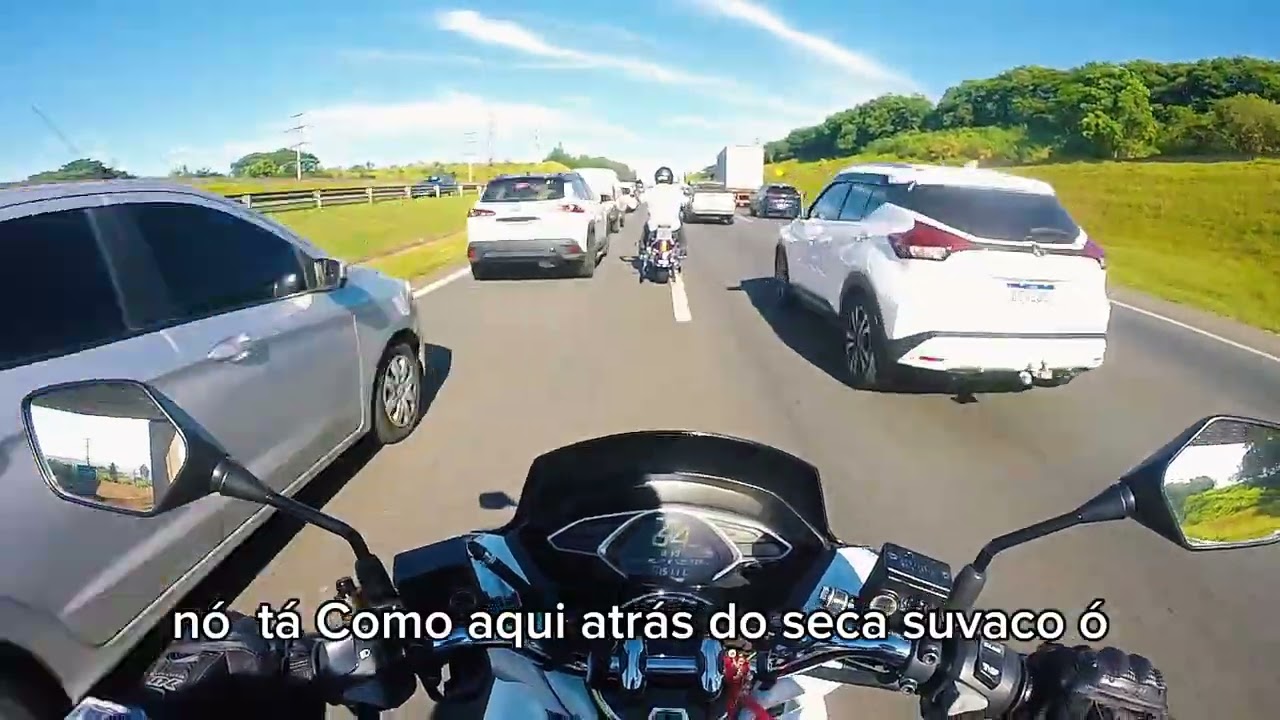 Ir Trabalhar de Scooter Vira Stand-Up no Trânsito 😂