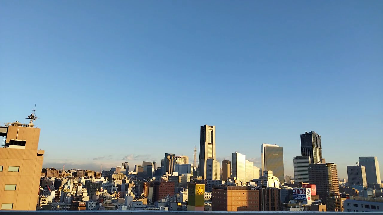 【タイムラプス】穏やかだけど風が強い冬の朝、ランドマークタワーの遠景 2025年2月中旬(7)