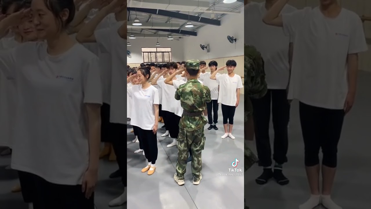 tiktok BL| tội nghiệp cô gái ấy