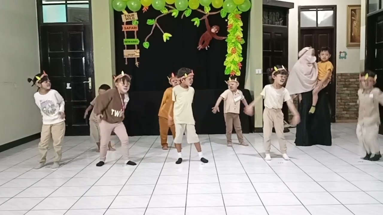 menari 