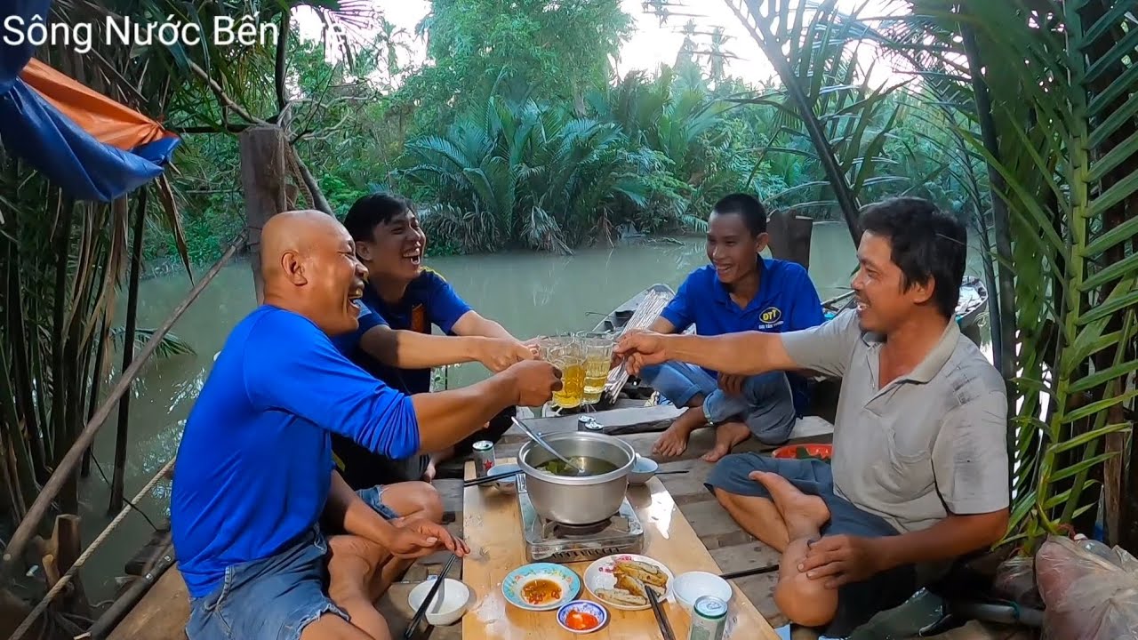 Thả Lưới Được Mớ Cá Về Làm Chả Anh Em Thưởng Thức - Sông Nước Bến Tre 