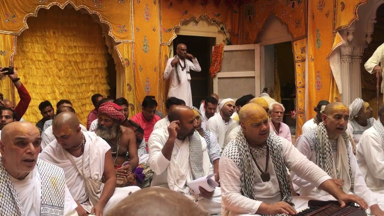 श्रिंग़ार को पद //(सोंधे न्हाई बैठी) shringar ke pad Gorelal kunj me gate hue sant rasik #premsaheli