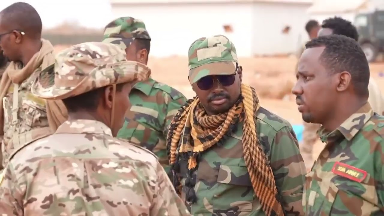Jiidda hore ee dagaalka iyo dhiirigelinta Taliye Odawaa Yuusuf Raage iyo Guddoomiye Shuute.