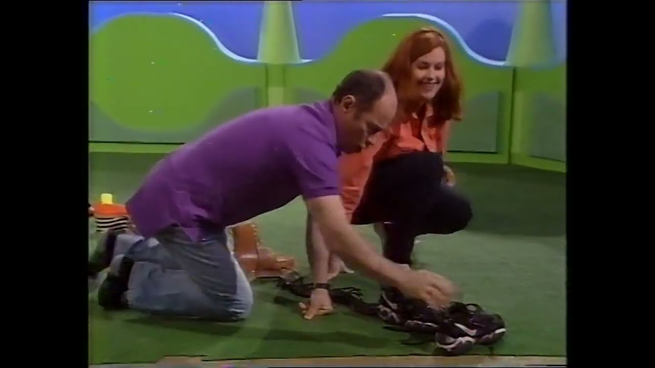 Play School - Dance and Shoes Monday (1998) | George Spartels and Angela Moore | 50p