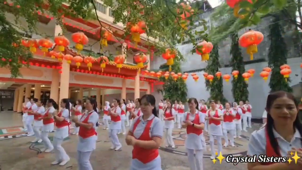 GONG XI GONG XI 恭喜恭喜/Dance by Crystal sisters