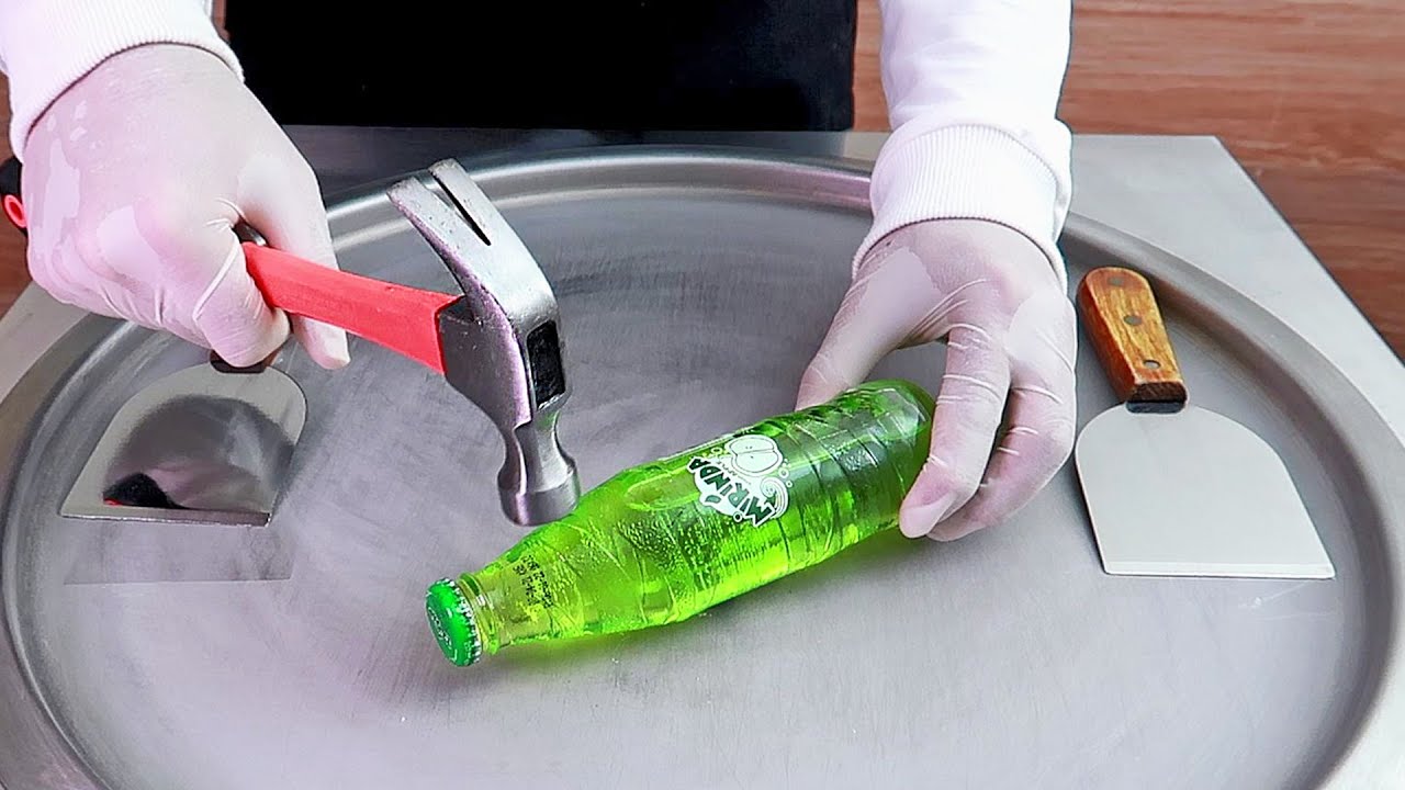 Mirinda Apple ice cream rolls street food - ايس كريم رول  ميرندا تفاح