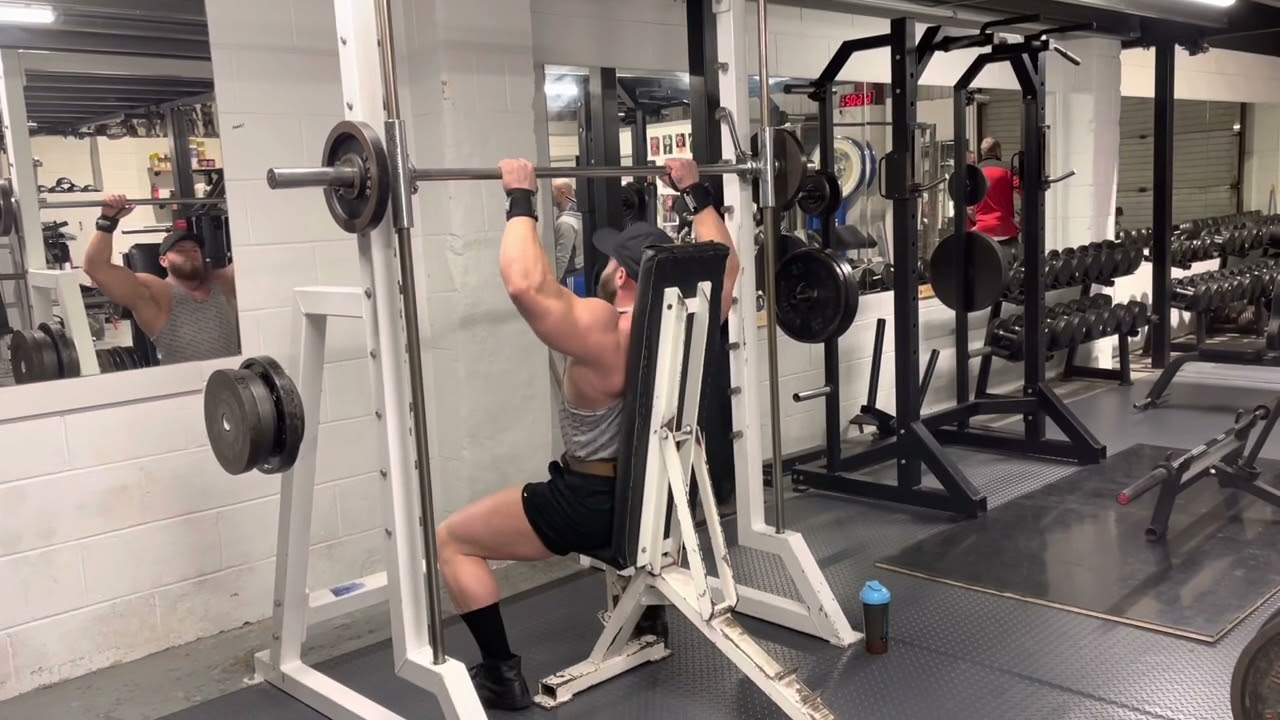 Drew Walker Pro delts @bmo_gym JAN 2022