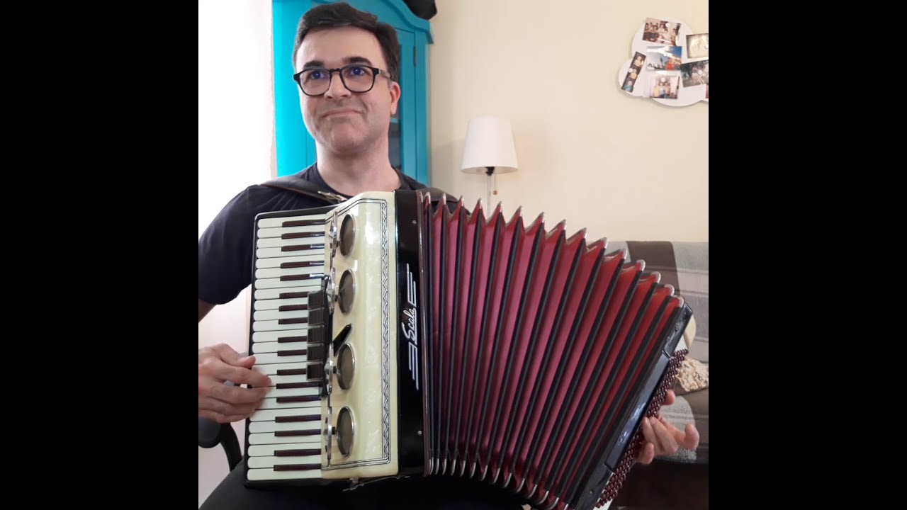 [VENDIDA] Acordeon Scala 120 Baixos Super Reduzido