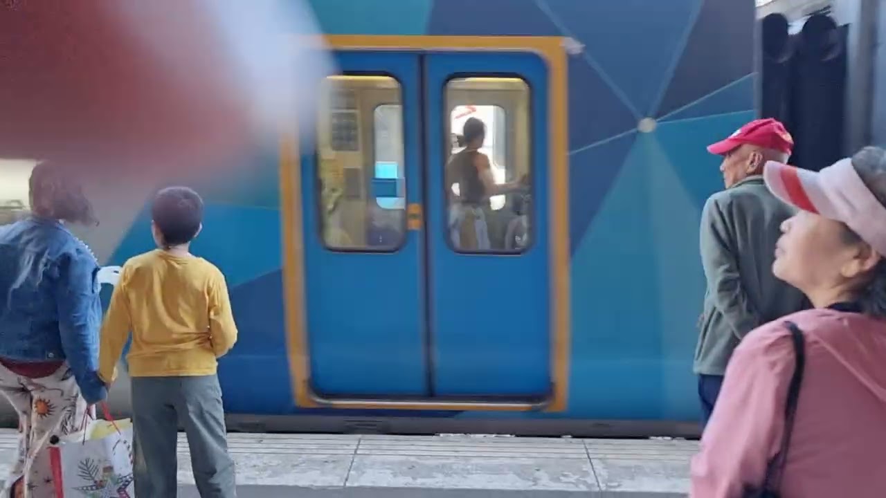 salah satu stasiun KA lama di Melbourne 