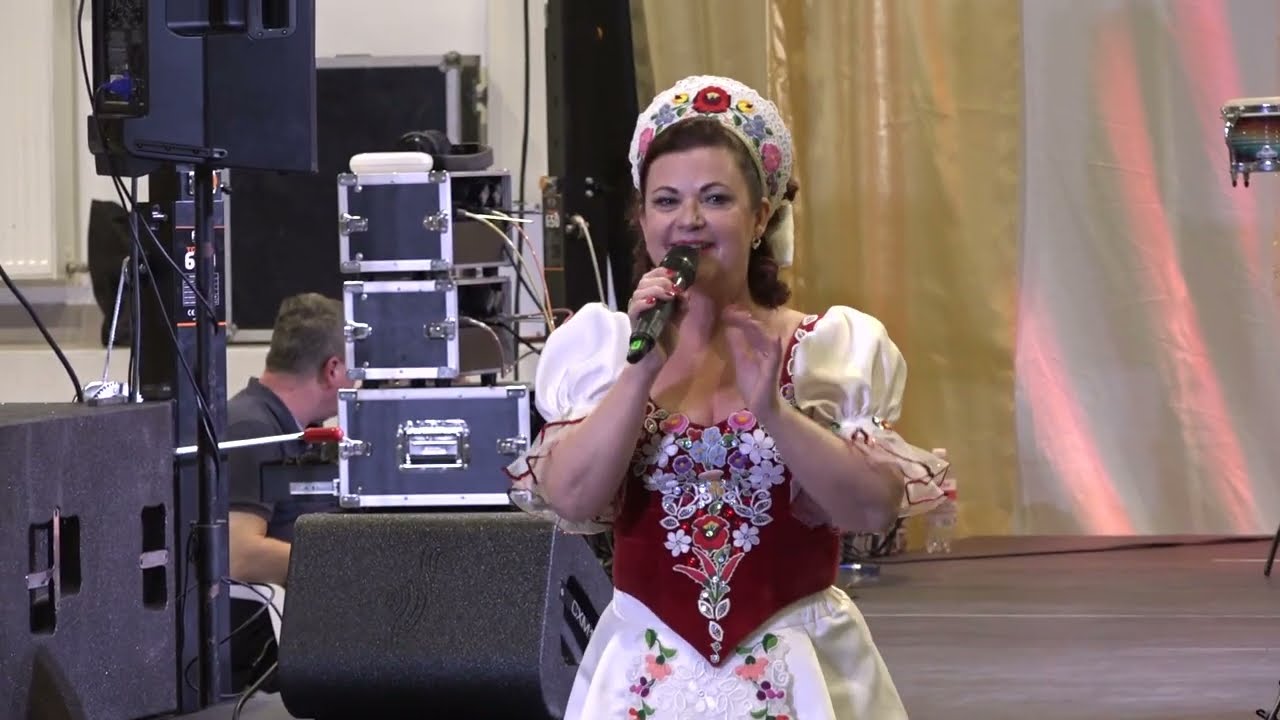 Batyus Bál - Társalgó