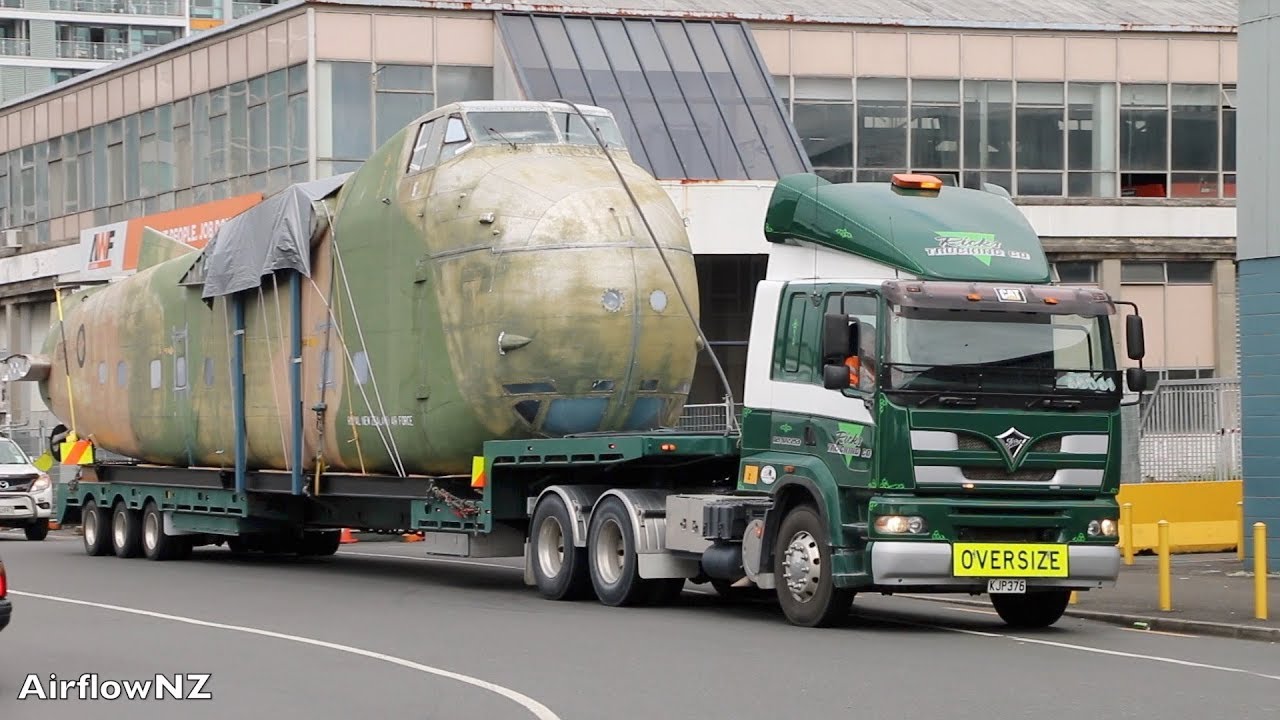 Bristol Freighter Aircraft on its way  from New Zealand to England 2017