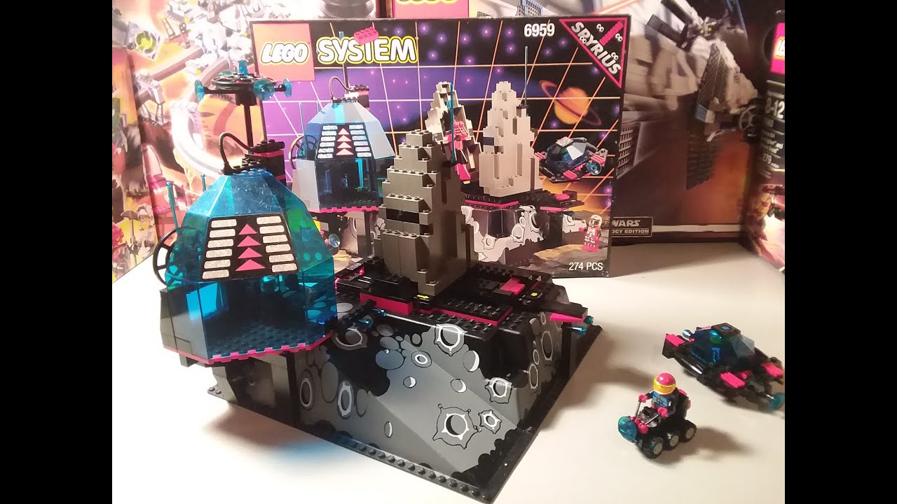 Lego Spyrius Lunar Launch Site Review! 6959 (1994)