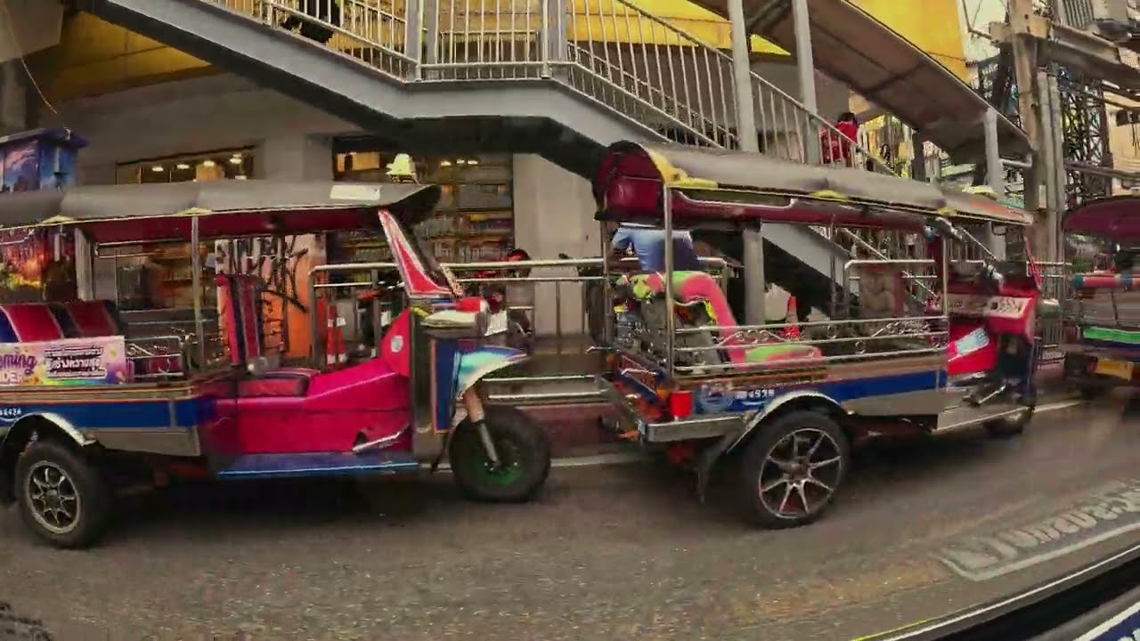 Bangkok City Tour - Pathum Wan to Dusit District by ALL SYST3MS VISTAS