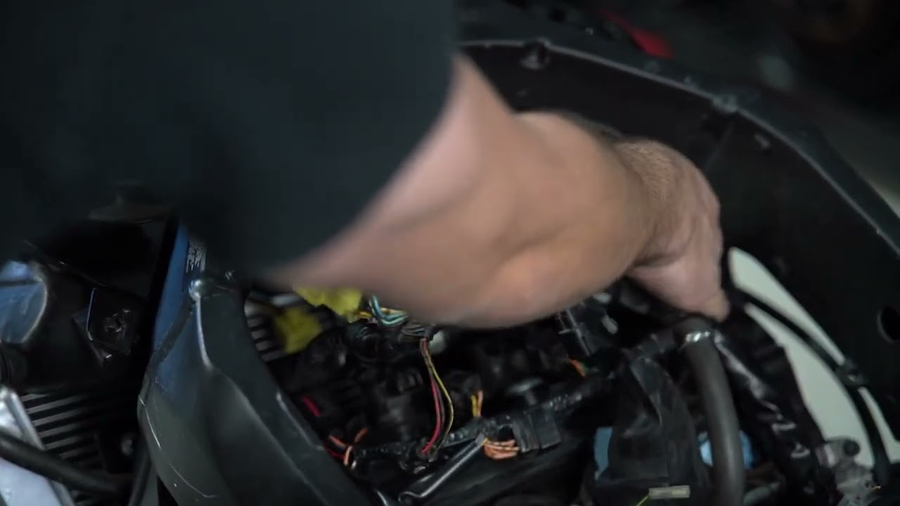 2006-2007 SUZUKI GSXR 600/750 ПОЛНОЕ РУКОВОДСТВО: СНЯТИЕ И УСТАНОВКА ПОЛНОГО ЖГУТА ПРОВОДОВ