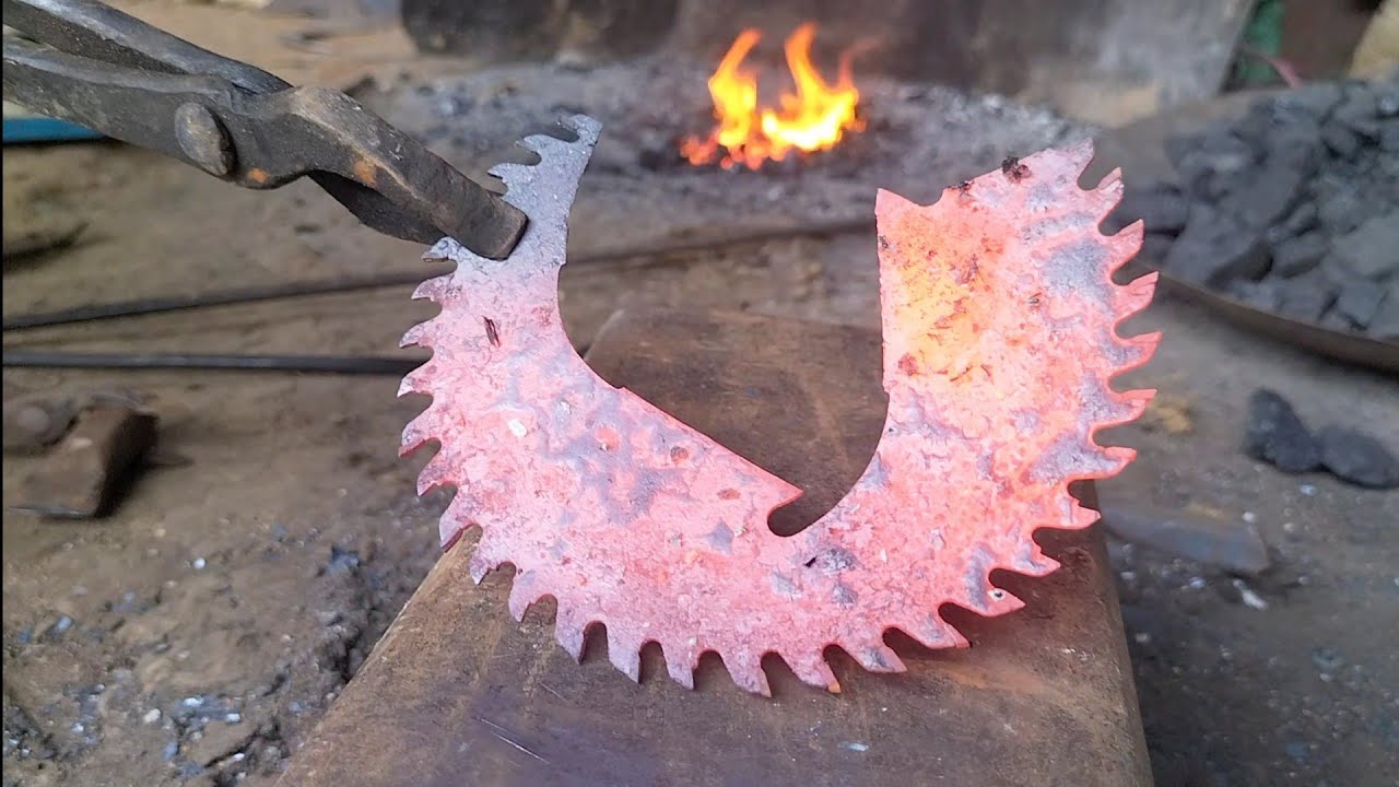 Forging a knife || round shape || blacksmith |