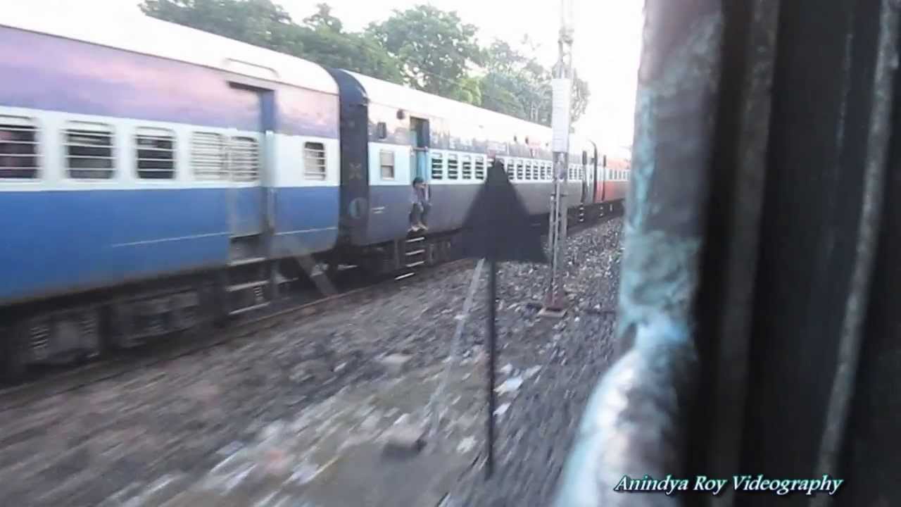 Overtake and reovertake in Indian Railways : Hatia Howrah Express vs Yesvantpur Howrah Express