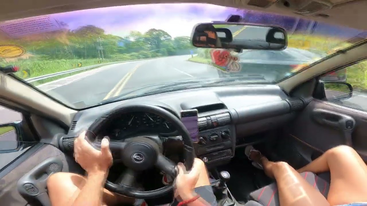 CORSA GSI 1.6 16V SUBIDA DE SERRA ACELERANDO TUDO!