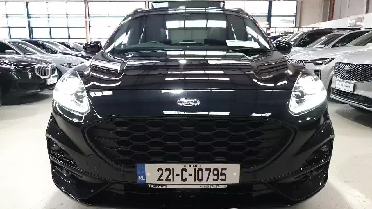 221C10795 - 2022 Ford Kuga 2.5 Duratec 225PS PHEV ST-Line Auto RefId: 71533...