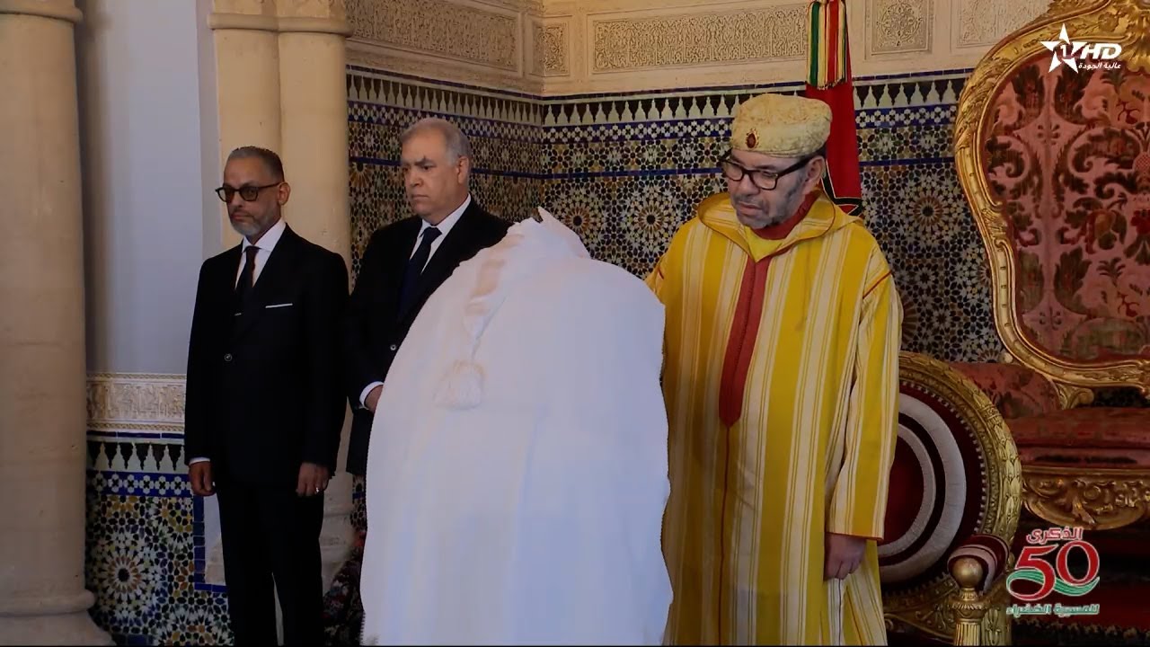 جلالة الملك يستقبل الولاة والعمال الجدد المعينين بالإدارة الترابية