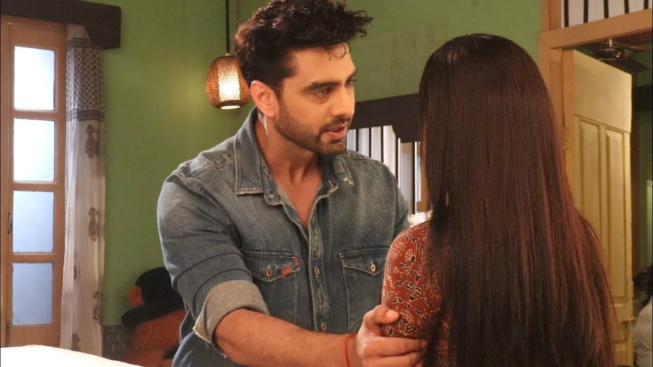 Ye Rishta Kiya Kehlata Hai | Abhira Se Milne Pohncha Arman | On Location 