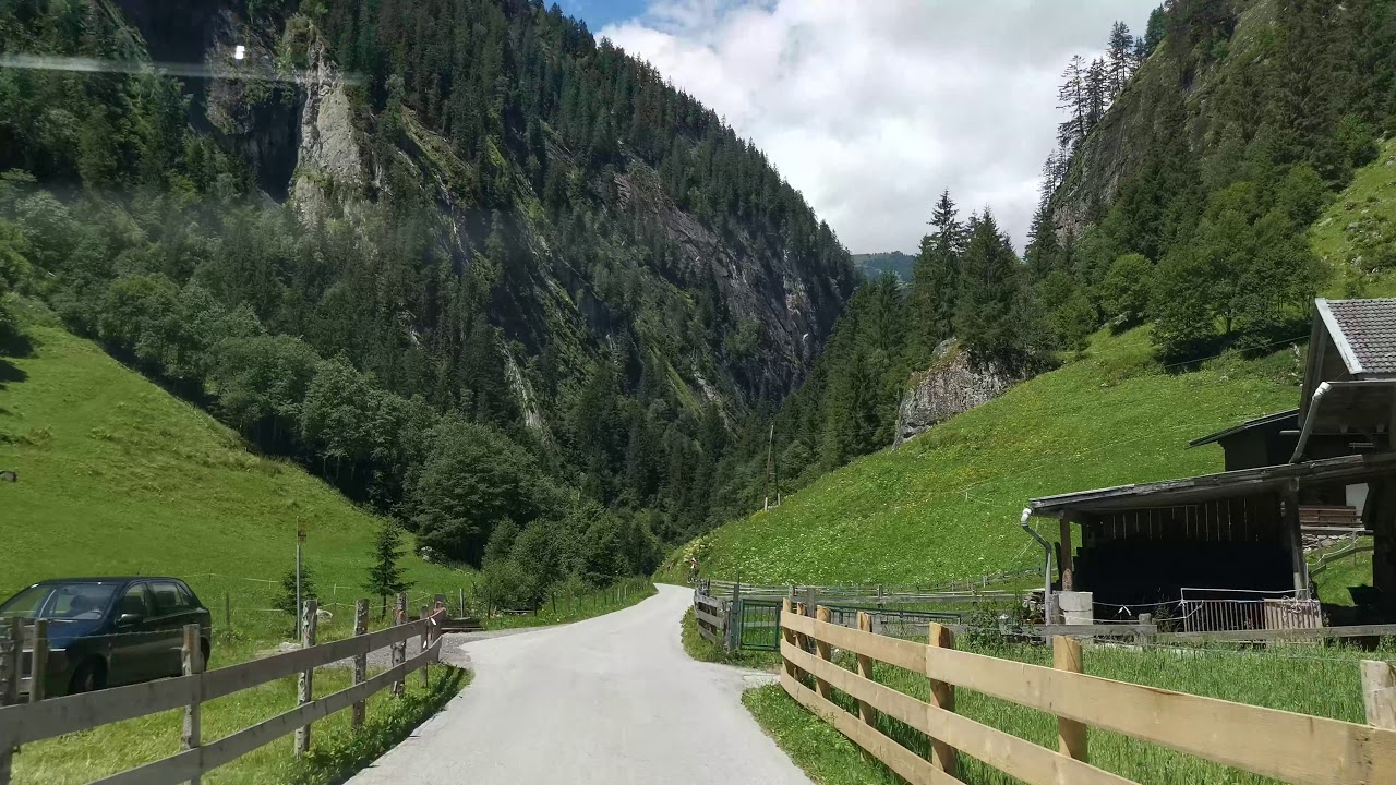 🇦🇹Driving from Stillup Stausee to Mayrhofen ( Austria, Tirol, Zillertal)