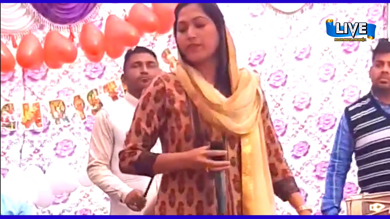 #LiveMasihMedia  Mitha Naan Yahowa Da ll Sister Sonia Gill Live Masih Media