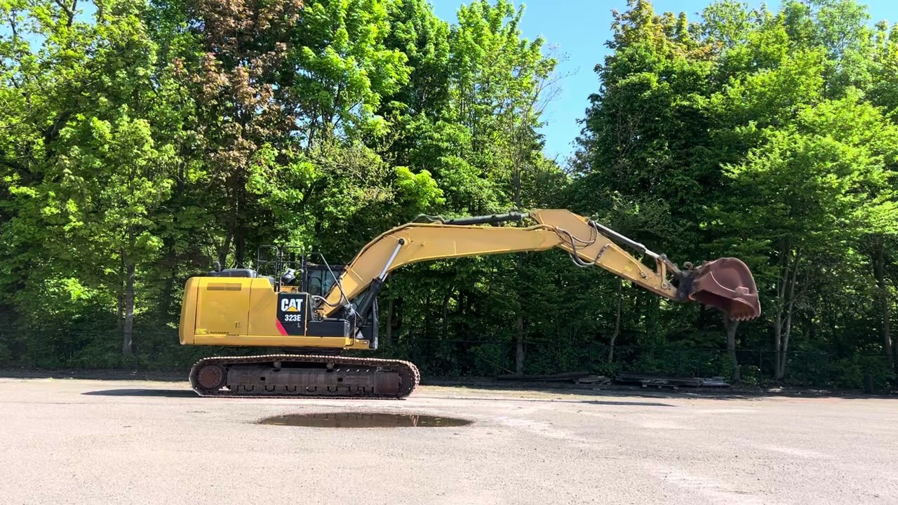 Caterpillar 323E