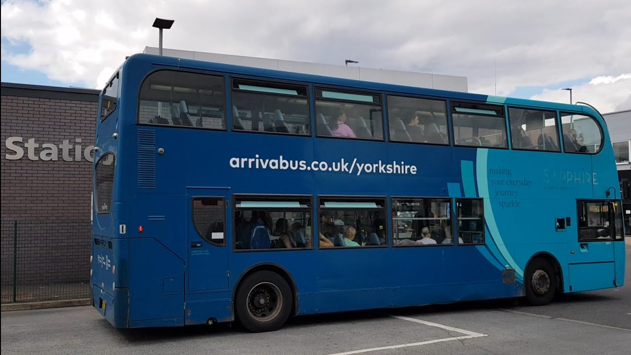 Full Ride: Bus Route 189 Wakefield - Castleford. Arriva Sapphire Enviro400 1893 (A2 YBG)