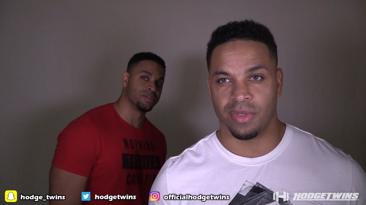 Она что, сумасшедшая? @Hodgetwins