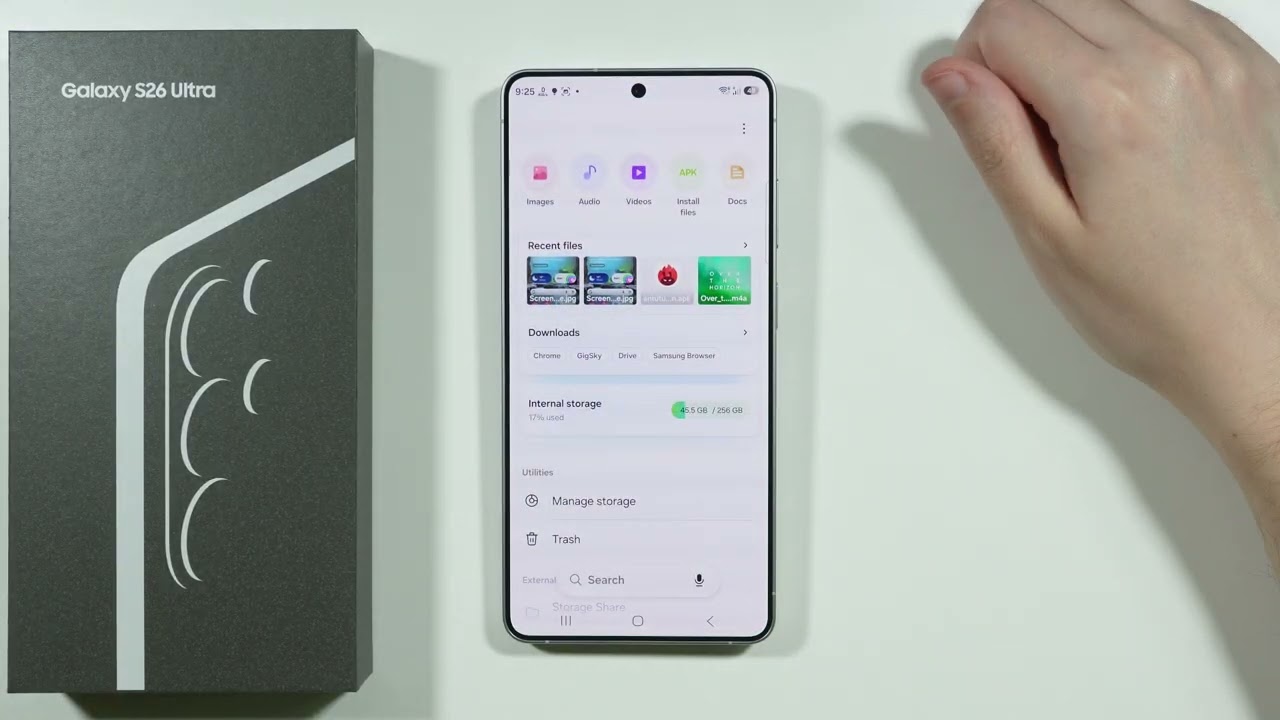 Samsung Galaxy S26 Ultra: Как удалить загруженные файлы