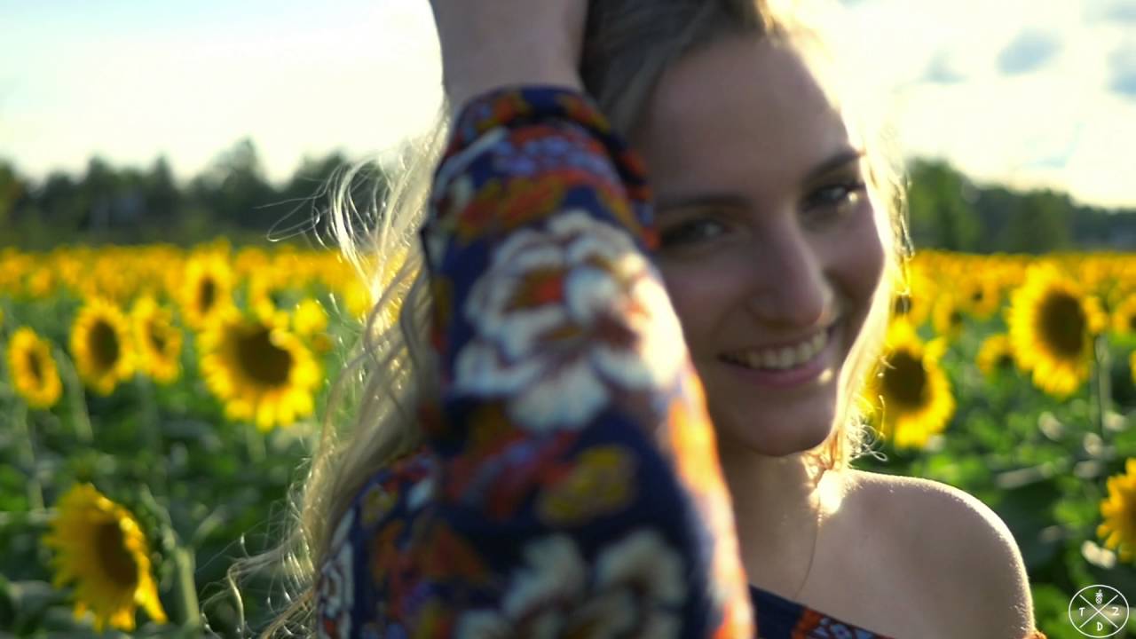 Lumix GH4 96fps + 3 Axis Gimbal Sunflower Shoot