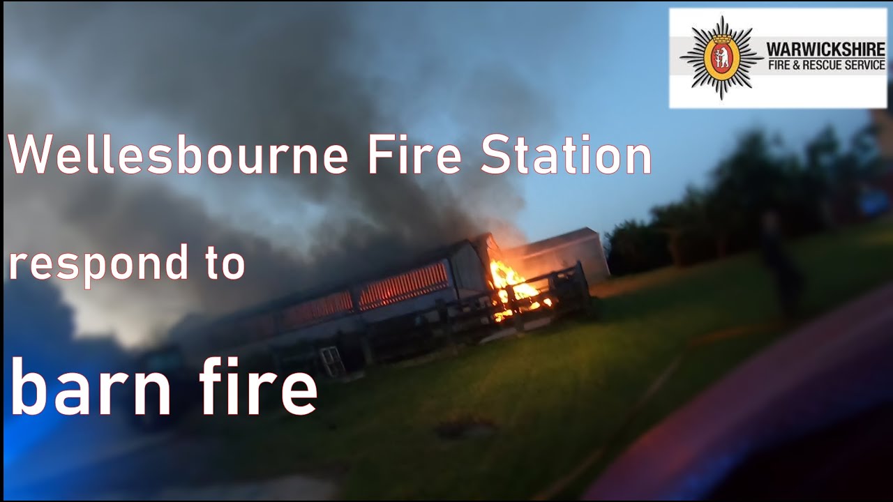 Wellesbourne Fire Station respond to barn fire near Shipston (Warwickshire Fire and Rescue Service)