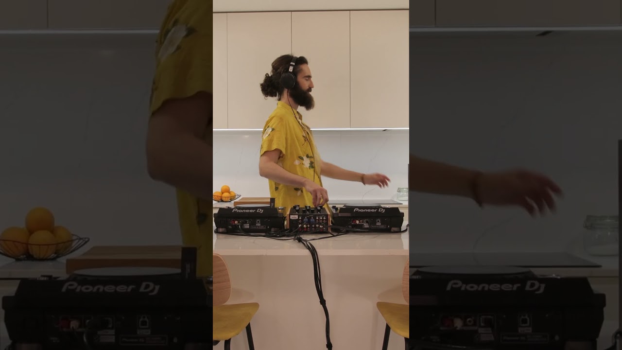 Mixing Using a Rotary Mixer 🔥🔥 Ecler Warm2 #djshorts