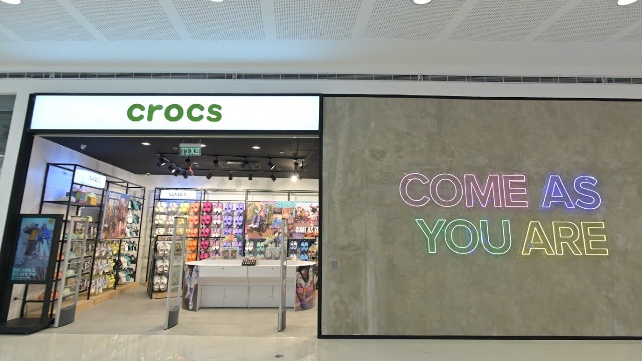 CROCS now open at SM MALL OF ASIA | Level 2 South Entertainment Mall ☀️