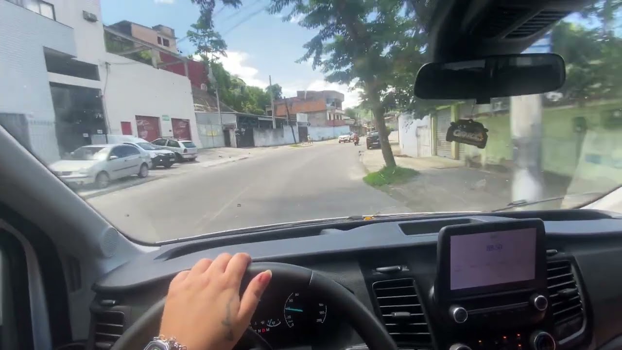 DEIXEI MINHA NAMORADA DIRIGIR A FORD TRANSIT AUTOMÁTICA 
