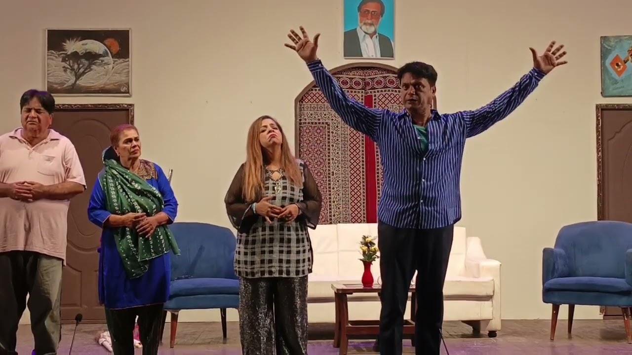 Dil ke dunia... Play  clip 2