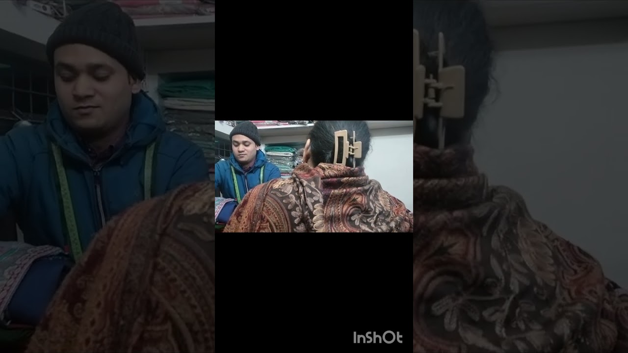 Stitched Suit Collect Kiye, Nepali Fast Food Point Par Momos Khaaye, Ramnagar Roorkee 