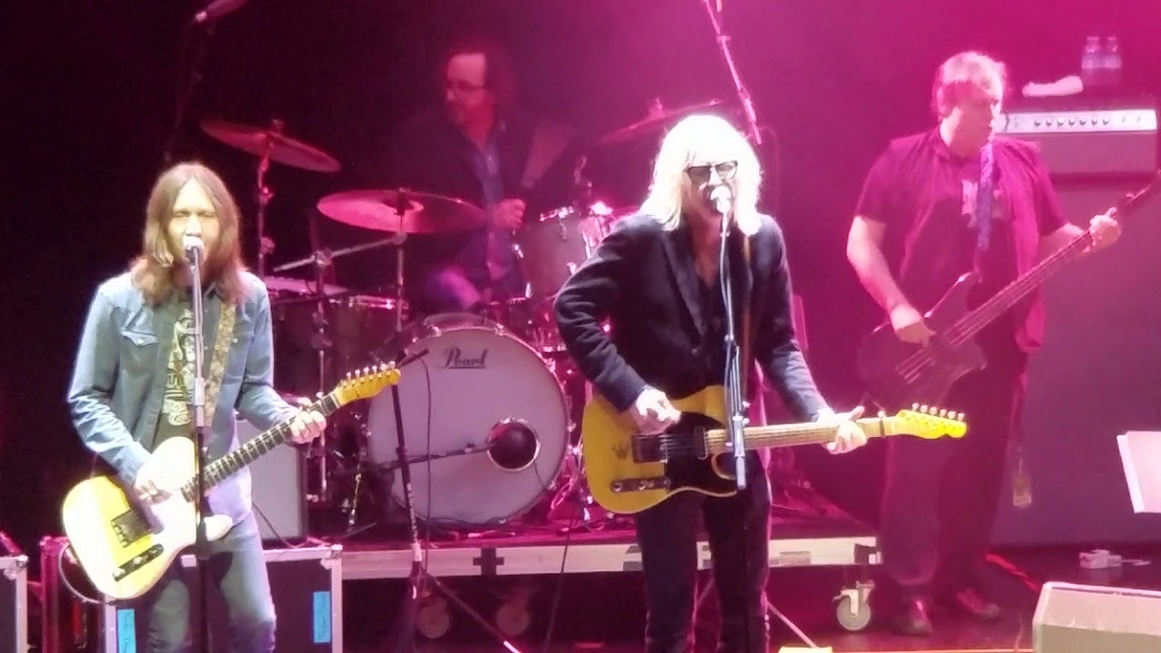 Outlaw Country Cruise 3 Tom Petty tribute featuring Charlie Starr performing You Wreck Me