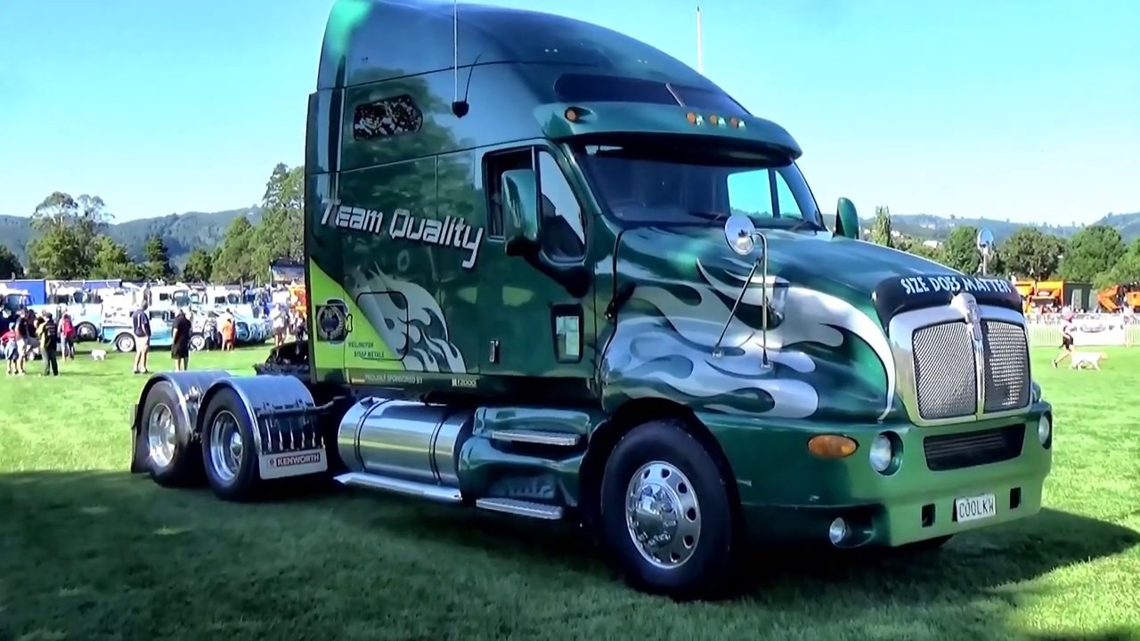 1999 KENWORTH T2000 Semi Trailer Tractor