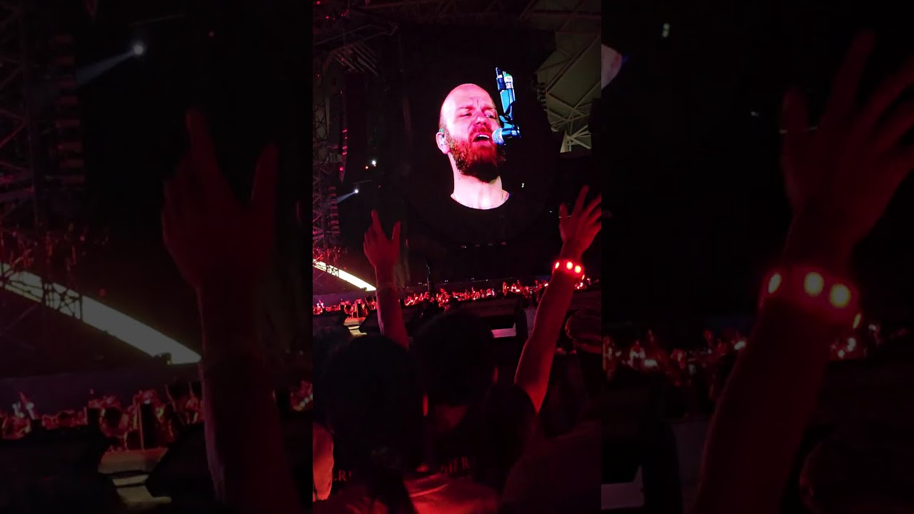 Charlie Brown - Coldplay Music of The Spheres World Tour Singapore 2023