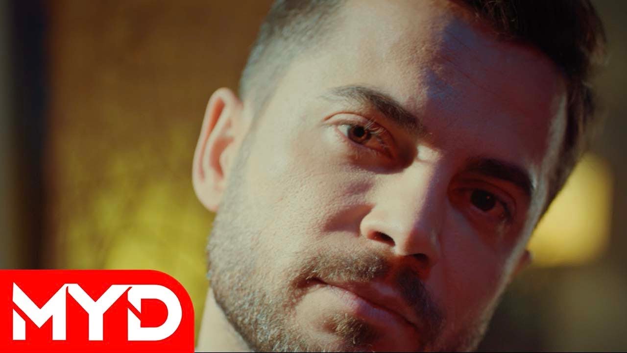 Özhan - Kapalı Perdeler