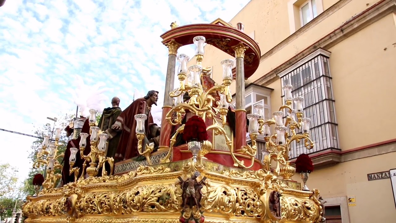 Hermandad del transporte en calle guadalete jerez 2019