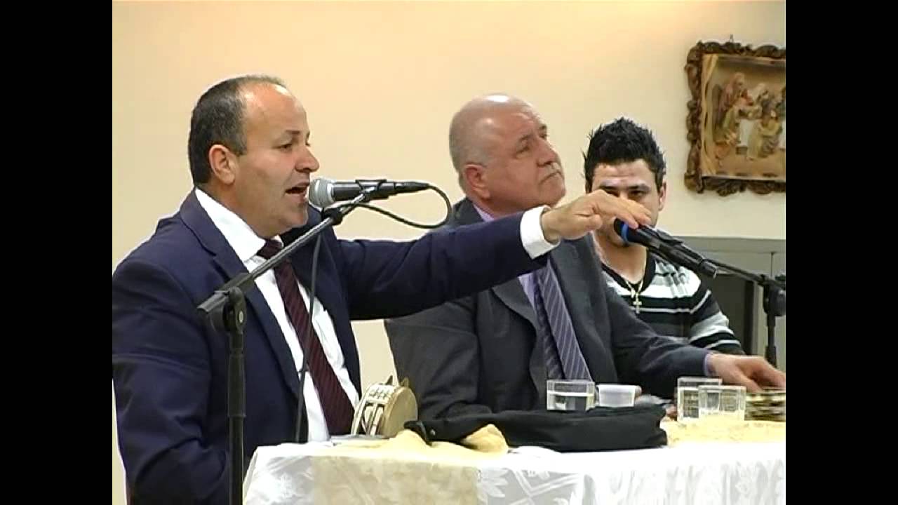 شحاده خوري في موشّحات حفلة عيد الام 22/03/2012