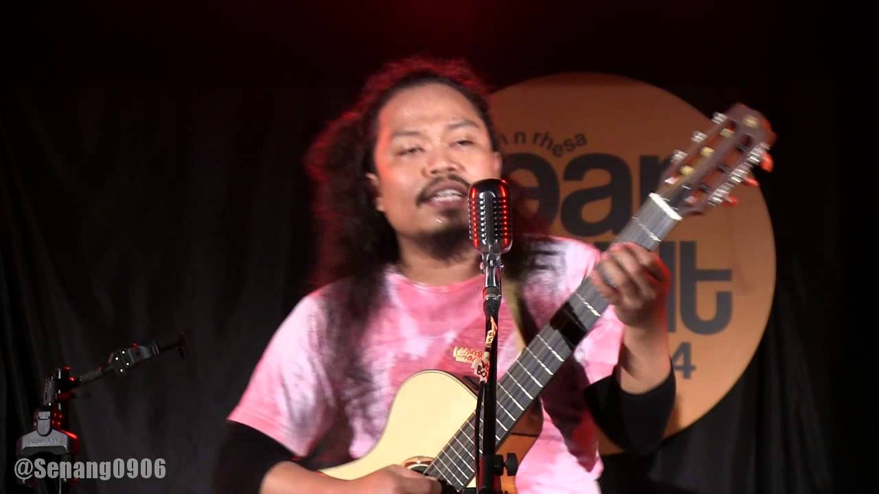 Payung Teduh - Tidurlah @ Ear Night 2014 [HD]