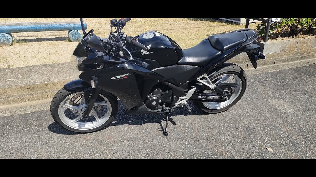 人気のCBR250R ブラックABSモデルV001