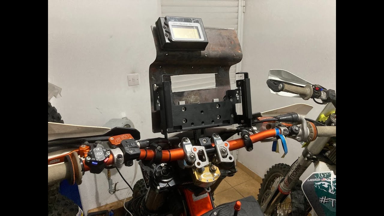 Building a digital roadbook bracket - ERTF Unik4 and Speedocaps for enduro bikes