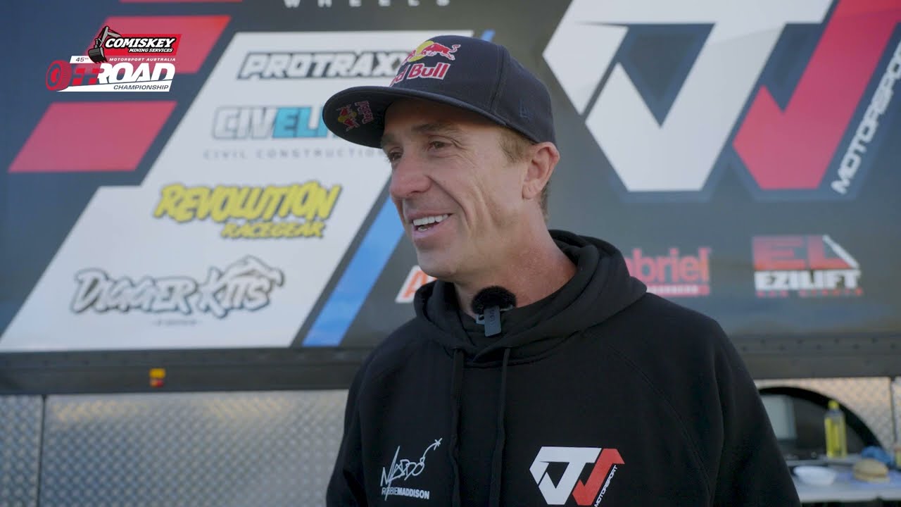 Robbie Maddison goes four-wheels at Finke 2026
